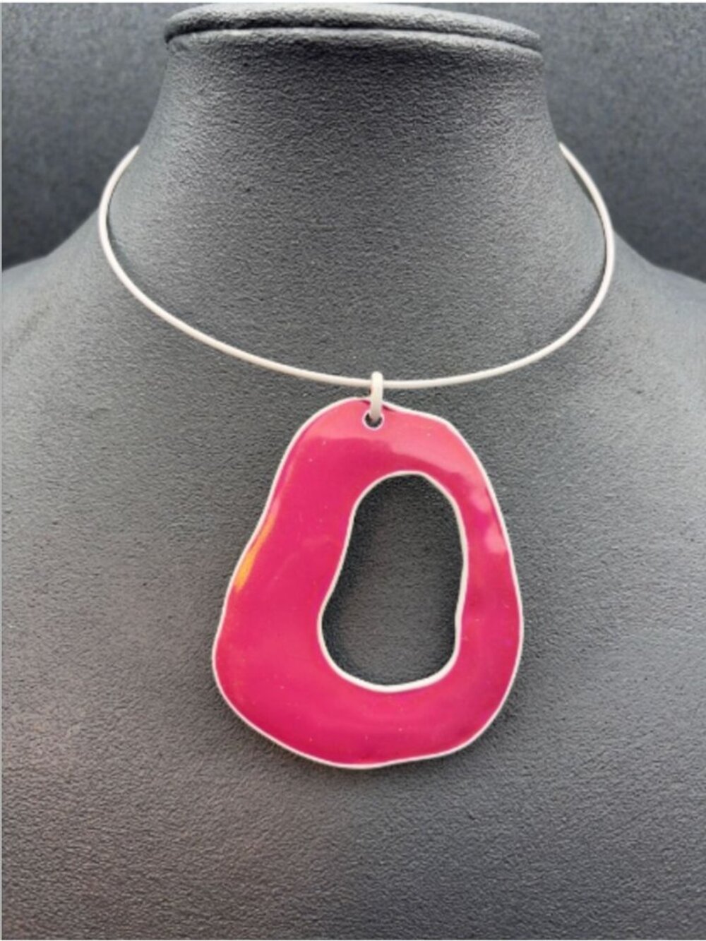 Abstract Pendant Necklace Retro Pink White Enamel Adjustable Wire Chain